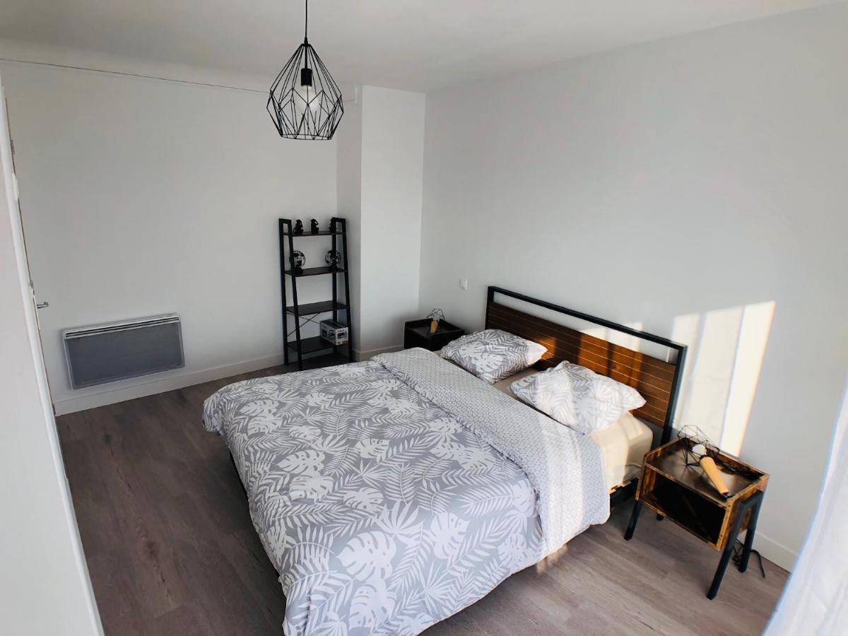 Charmant Appartement 1-4 Personnes, Proche Centre Avec Parking ナント エクステリア 写真